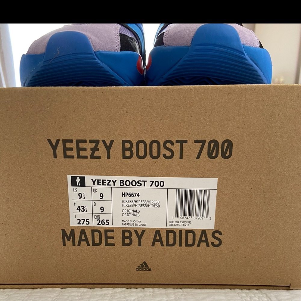 Yeezy shoes